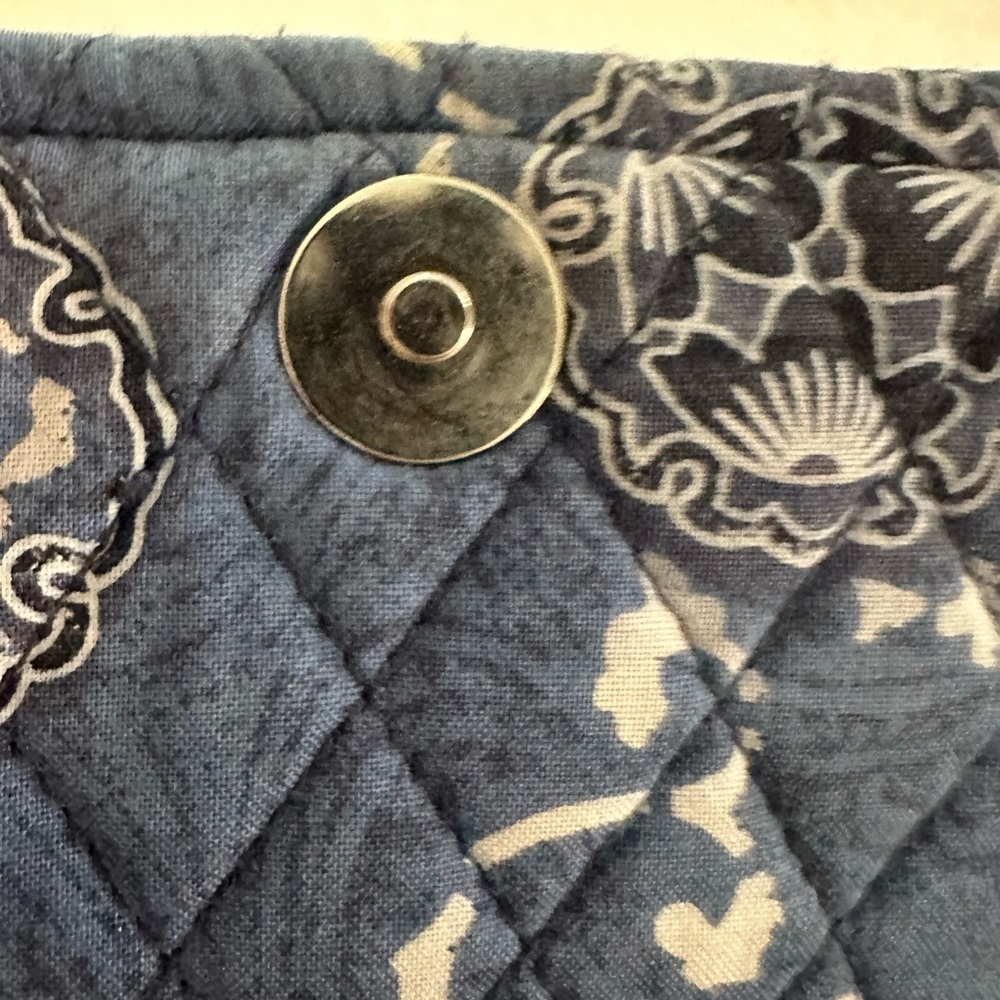 Dusty Blue quilted backpack - Picture 7 of 9